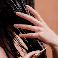 L'huile qui murmurait à l'oreille des cheveux - My Mira